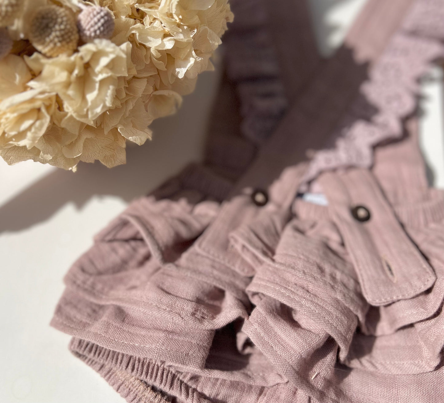 Mikrí Theá Organic Cotton Muslin Romper