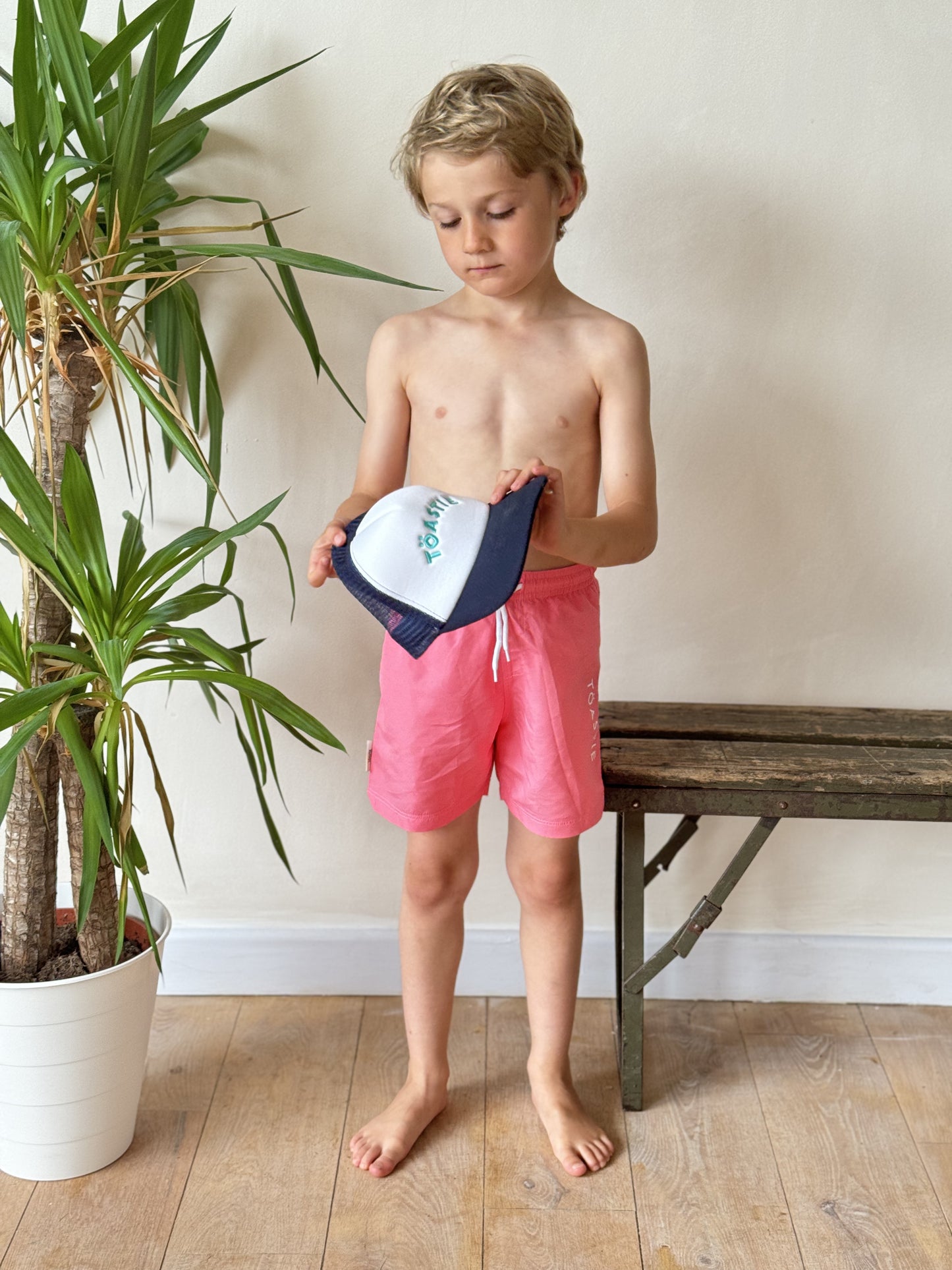 Töastie Woven Swimshorts in Salmon
